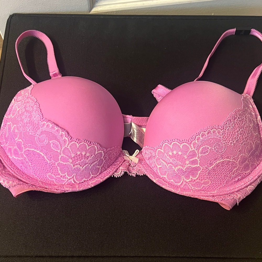 Victoria’s Secret Pink Lace Push-Up Bra (36B) ✨NWT